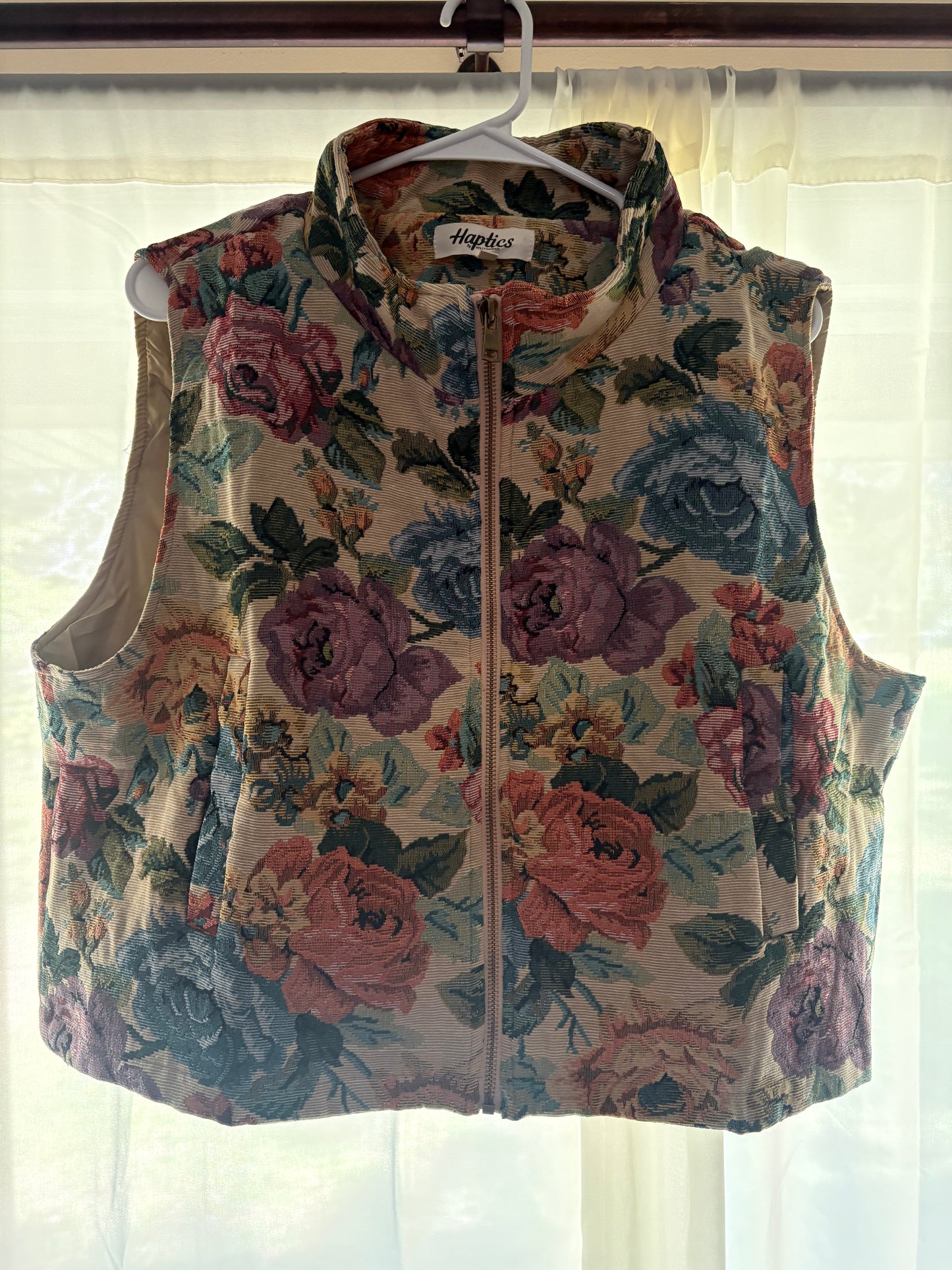 Vintage Floral Jacquard Zip Up Vest