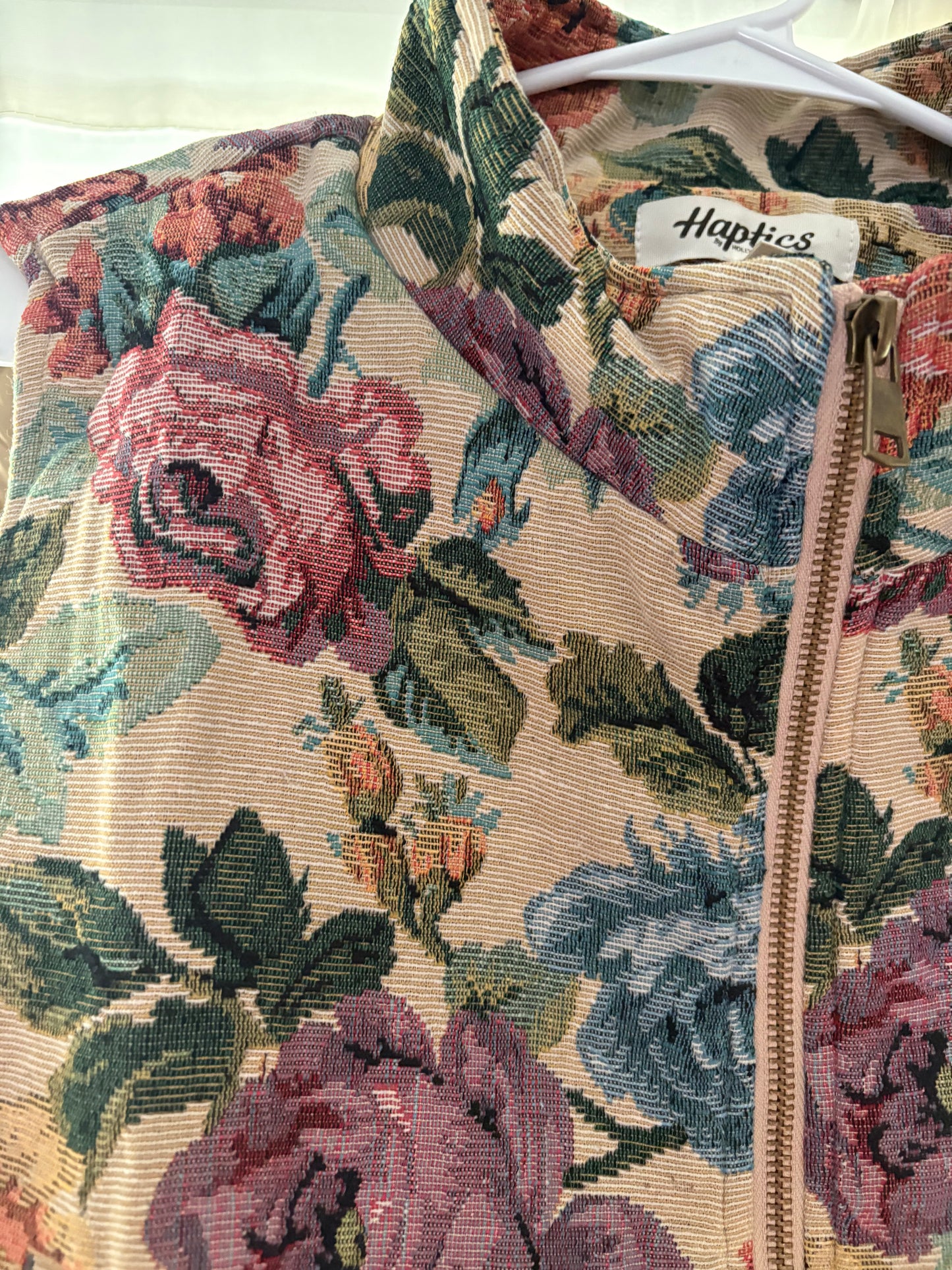 Vintage Floral Jacquard Zip Up Vest