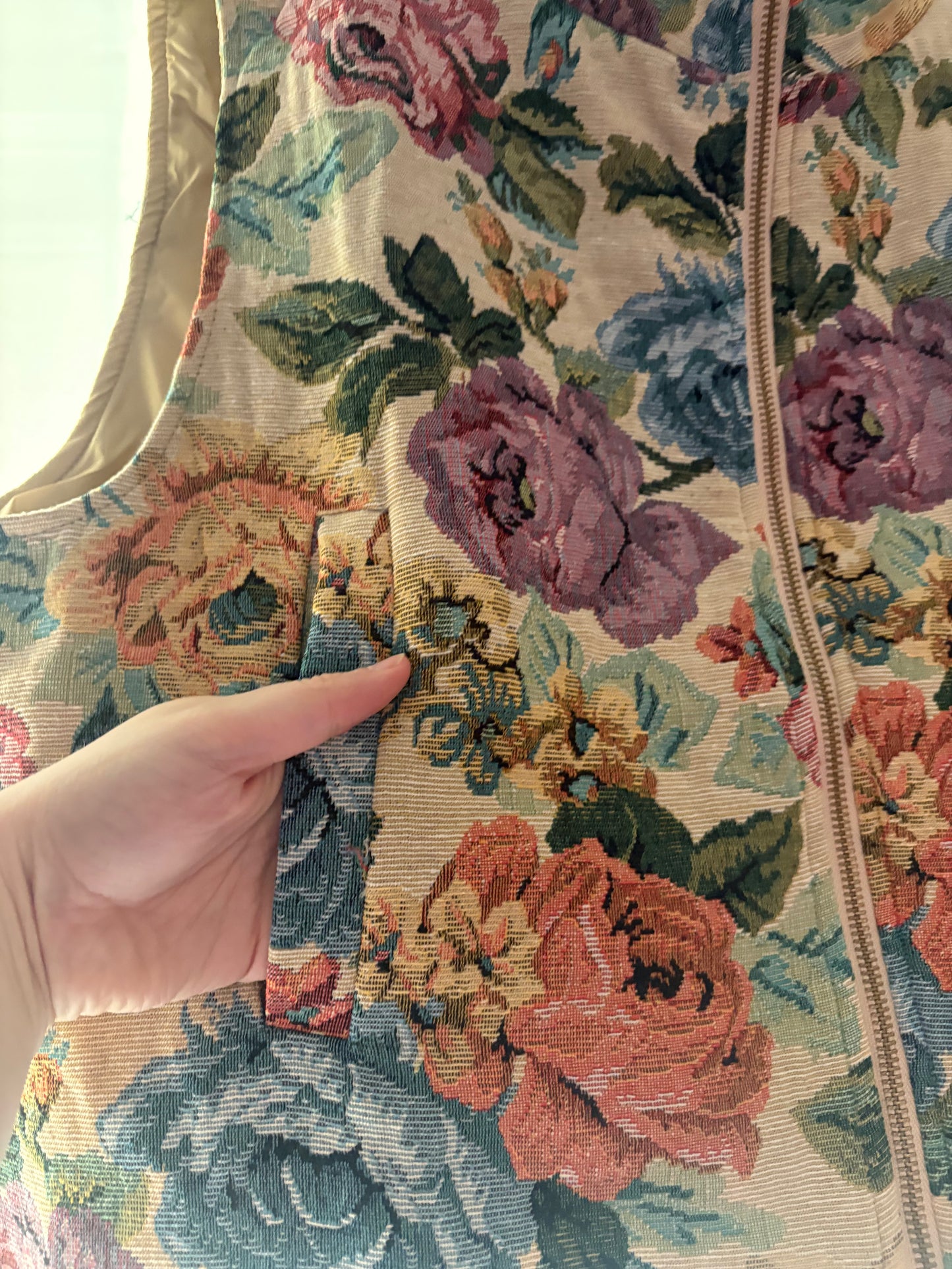 Vintage Floral Jacquard Zip Up Vest