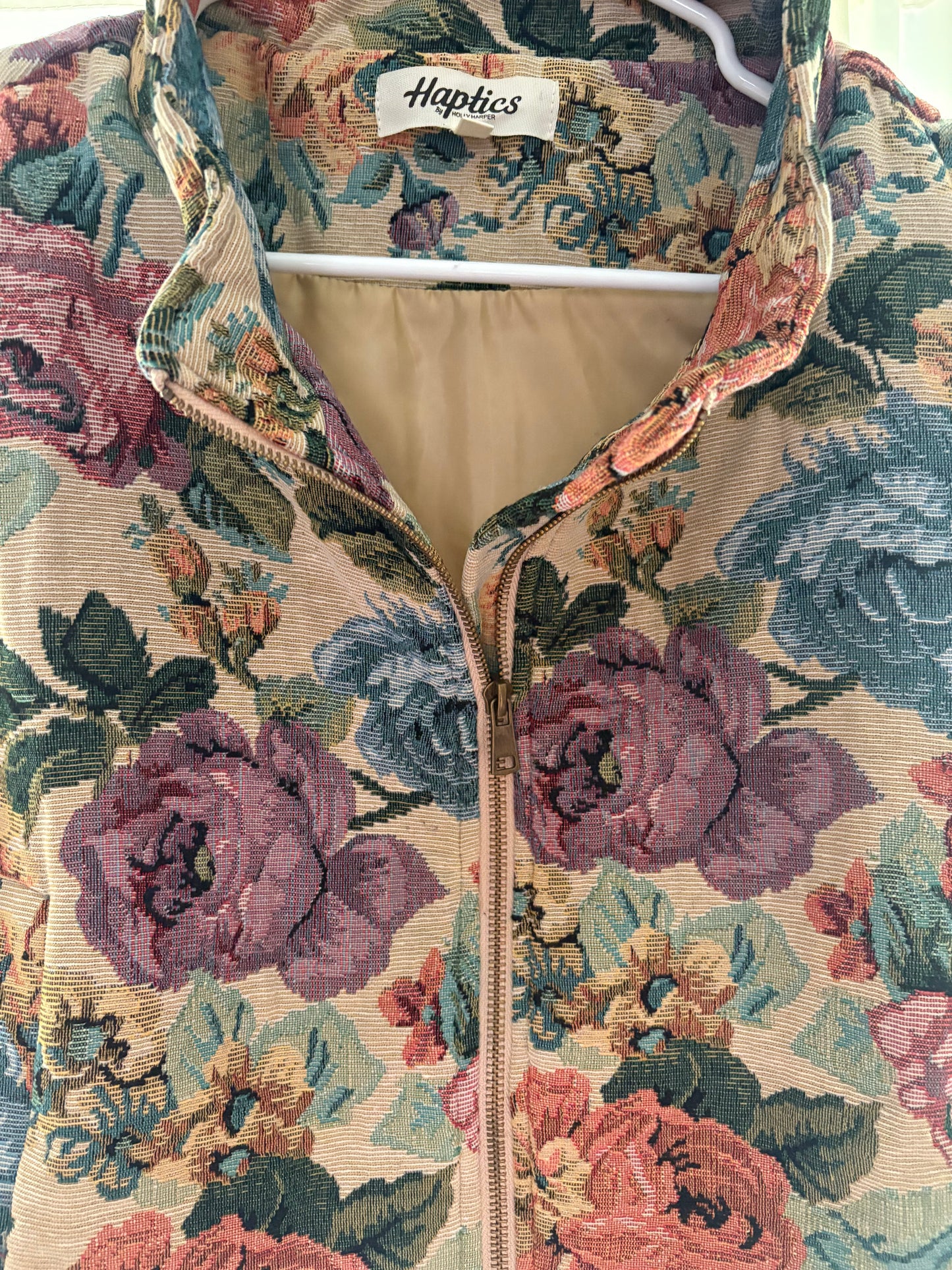 Vintage Floral Jacquard Zip Up Vest